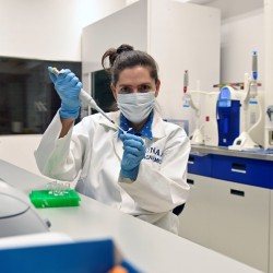 Dra. Laura Alicia