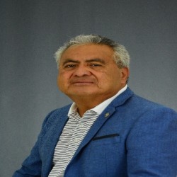 Dr. Javier